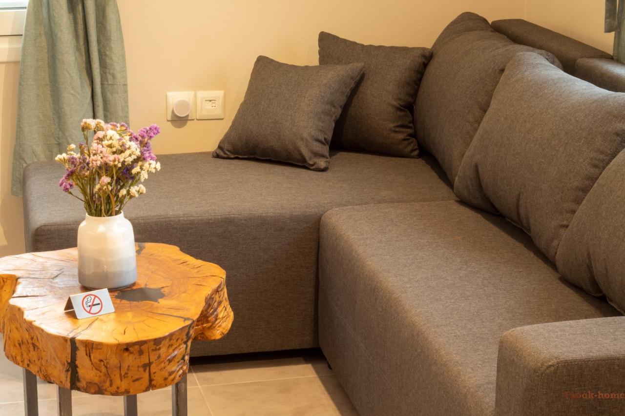 Tabak Home Sea Side Apartment 干尼亞 外观 照片